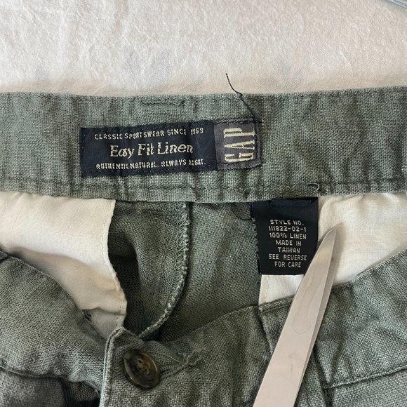 Vintage Gap Linen Shorts - Picture 4 of 6